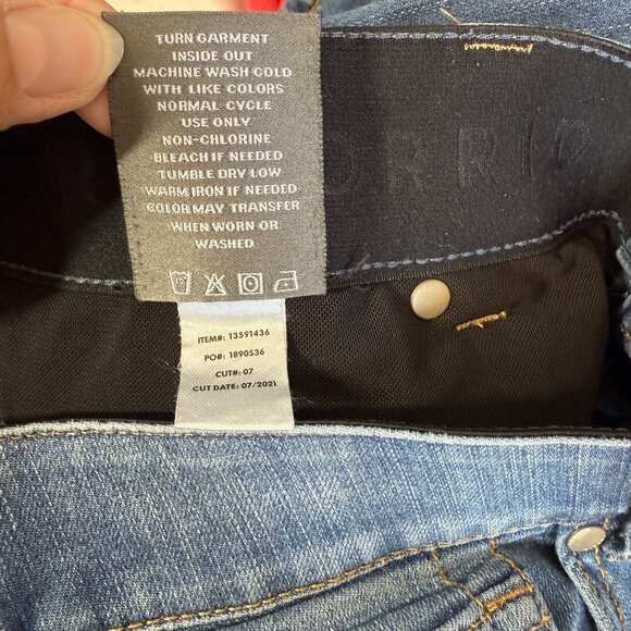 Torrid Womens Bombshell Skinny Jeans 18R Stretch Medium Wash Grip Waistband - Picture 11 of 13